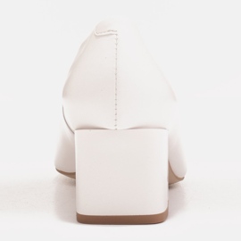 Marco Shoes Eleganckie białe czółenka z delikatnej skóry naturalnej 7
