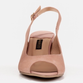 Marco Shoes Eleganckie sandały damskie z metalicznym akcentem różowe 2
