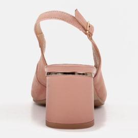 Marco Shoes Eleganckie sandały damskie z metalicznym akcentem różowe 3