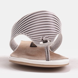 Marco Shoes Płaskie sandały z lakieru i metalicznym obcasem białe srebrny 1