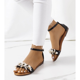 Czarne sandały damskie Chesney 1