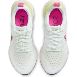 Buty Nike React Infinity Run Flyknit 2 W DJ5396-100 białe 2
