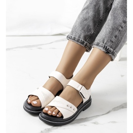 Białe sandały na platformie Meis beżowy ecru 1