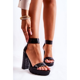 Modne Sandały Na Masywnym Słupku Czarne Elisen 1