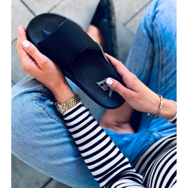 Klapki damskie Wind Black czarne 1