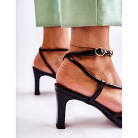 Klasyczne Lakierowane Sandały Na Obcasie Czarne Milani 1