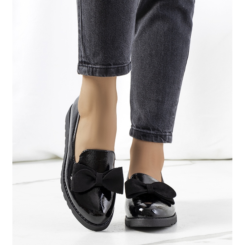 BM Czarne półbuty lakierowane Voeren 1