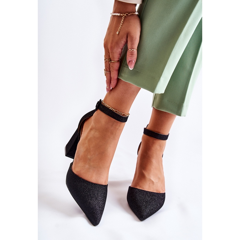 WS1 Błyszczące Czółenka Na Słupku Czarne Amira 1