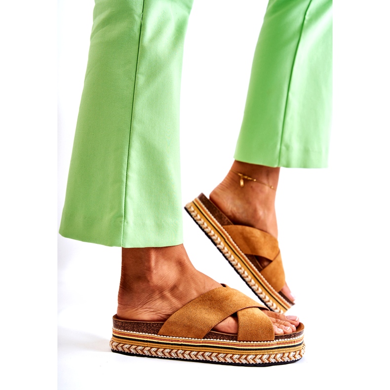 PG1 Damskie Zamszowe Klapki Na Platformie Camel Jossie brązowe 3