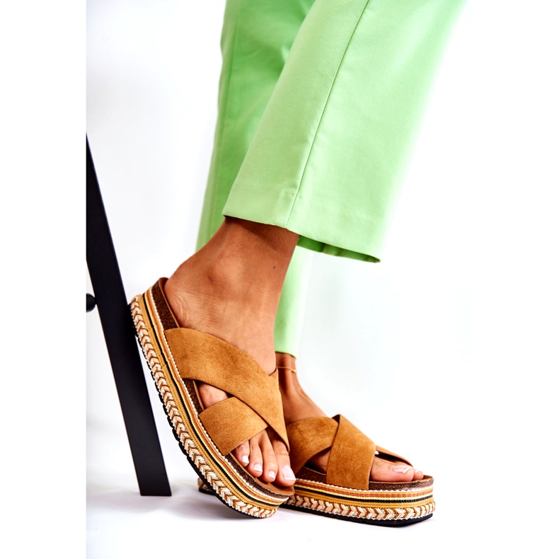 PG1 Damskie Zamszowe Klapki Na Platformie Camel Jossie brązowe 1