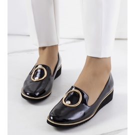 Czarne lakierowane półbuty Kadyro 1