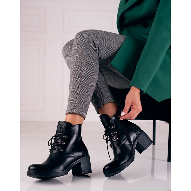 W. Potocki Workery damskie Potocki na obcasie czarne 2