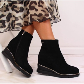 Botki damskie na koturnie ocieplane czarne Filippo 1