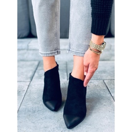 Botki na słupku Ankara Black czarne 2