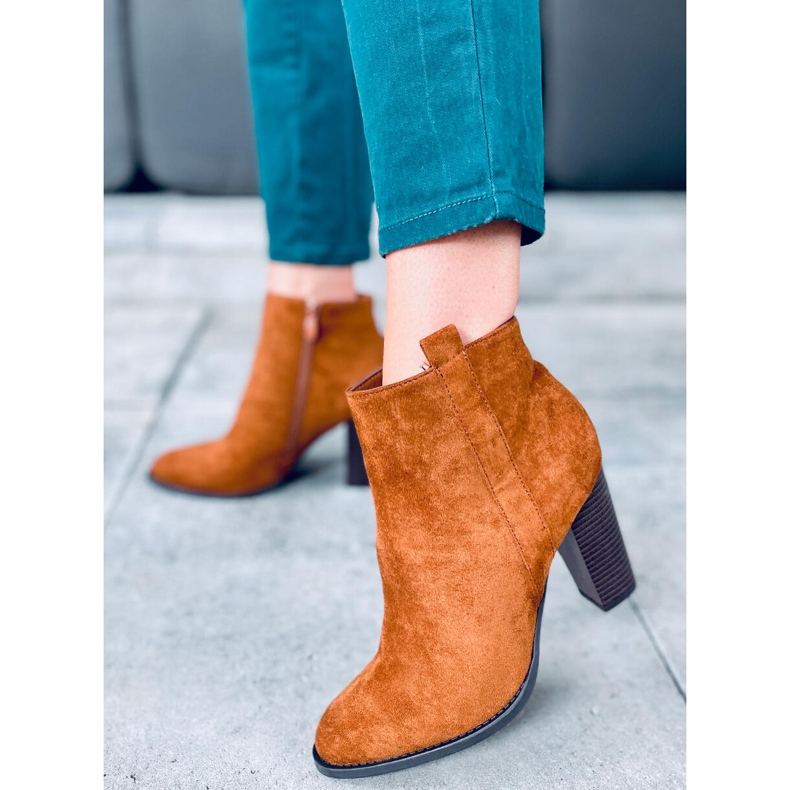 Botki na obcasie klasyczne Jette Camel brązowe 1