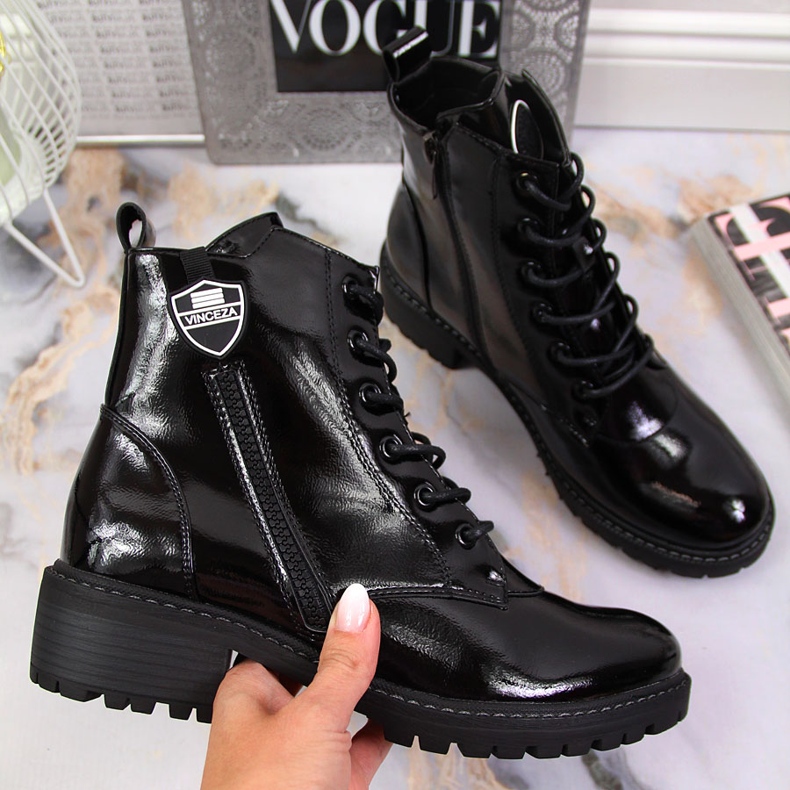 Botki damskie ocieplane workery czarne lakierowane Vinceza 1