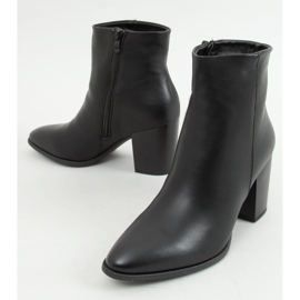 Botki na obcasie Vegas Black czarne 1