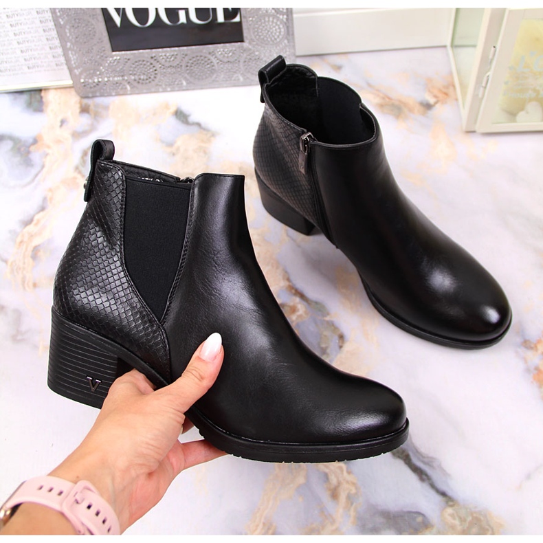 Botki damskie ocieplane skóra węża czarne Potocki 1