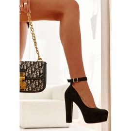 Zamszowe Czółenka Na Platformie Czarne Rivia 2