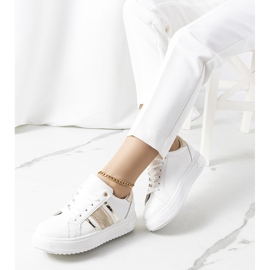 Białe sneakersy na platformie Goldsmi 1