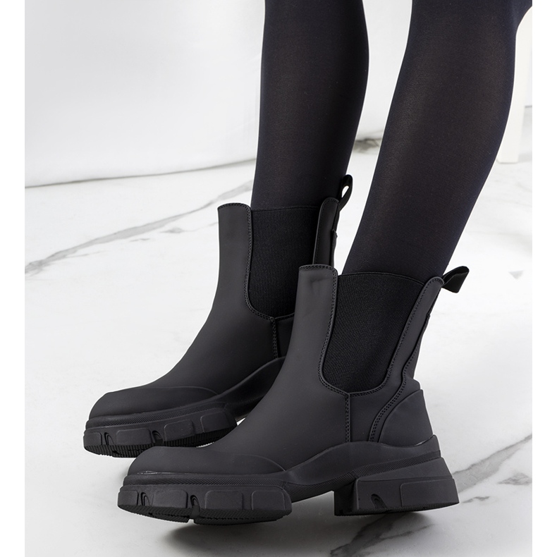 BM Czarne botki Carlos 2