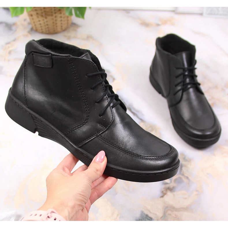 Skórzane botki damskie komfortowe ocieplane czarne Łukbut 675 1