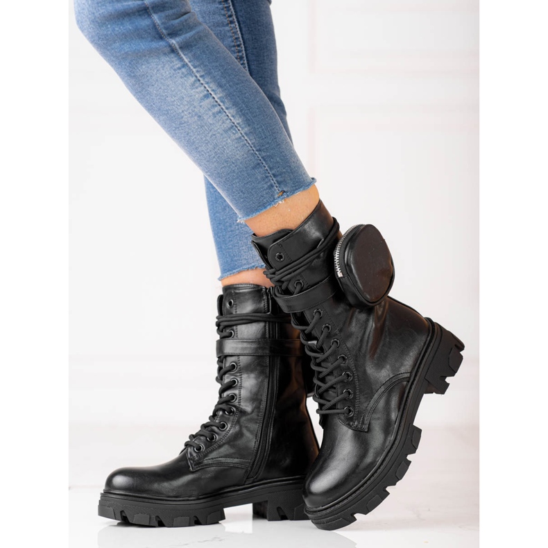 Czarne workery damskie z kieszonką 1