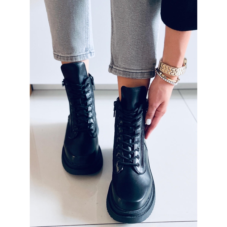 Botki na wysokiej podeszwie Edvin Black czarne 2