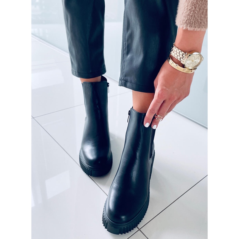 Sztyblety na obcasie Janet Black czarne 1