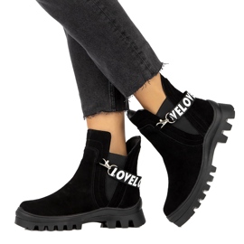 Botki Zamszowe Wsuwane Z Ozdobą Filippo DBT3927 Czarne 4