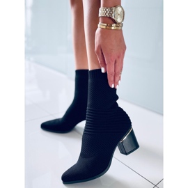 Botki na obcasie skarpetkowe Tiara Black czarne 1