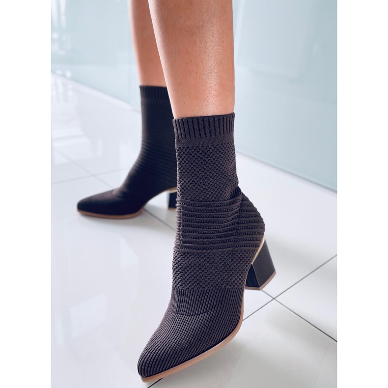 Botki na obcasie skarpetkowe Tiara Brown brązowe 2