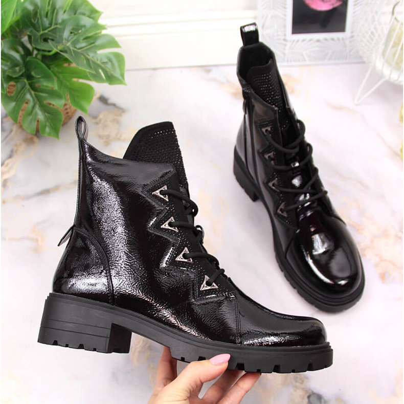 Botki damskie z cekinami lakierowane czarne S.Barski 1