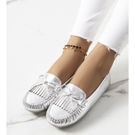 Srebrne mokasyny Joanae srebrny 2