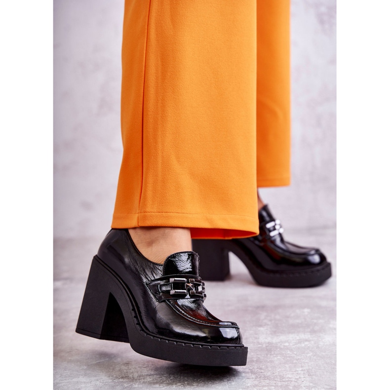 Lakierowane Półbuty Na Masywnym Słupku Czarne Jaime 1