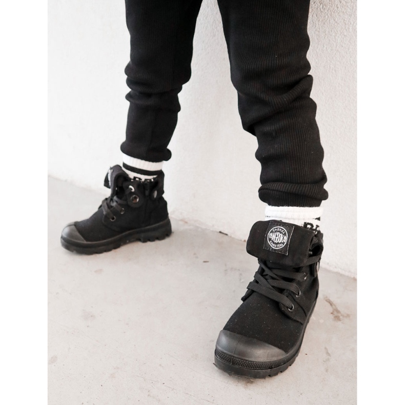 PA1 Wysokie Dziecięce Trampki Wiązane Czarne Tobby 1