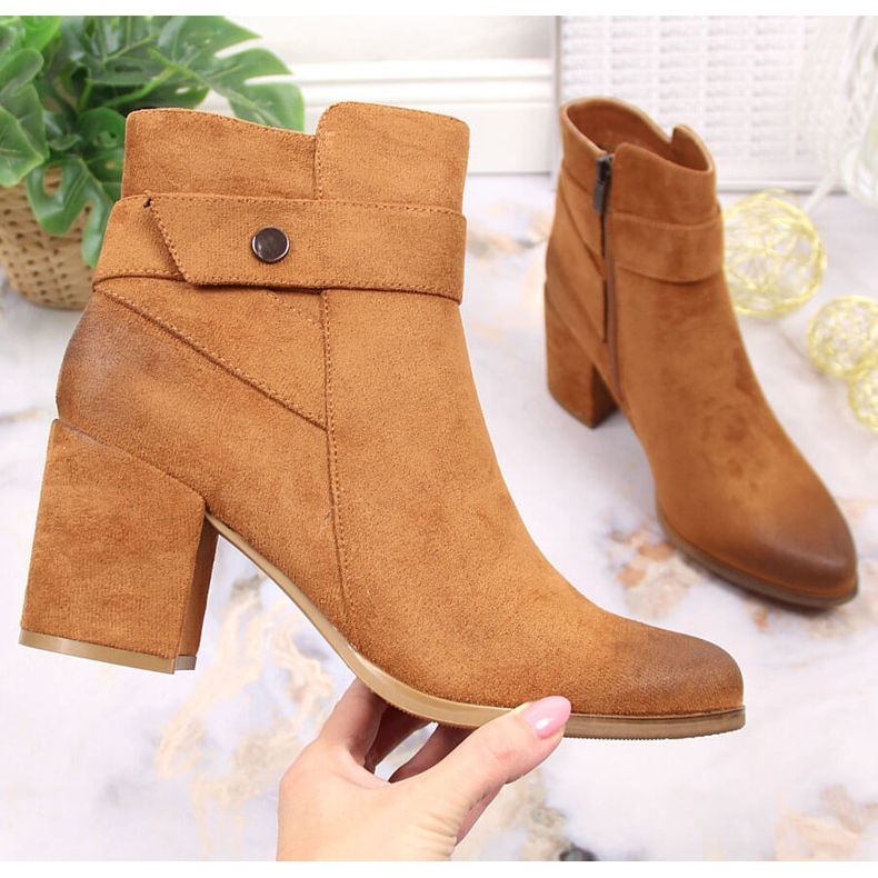 Botki damskie zamszowe ocieplane camel Laura La.Fi brązowe 1