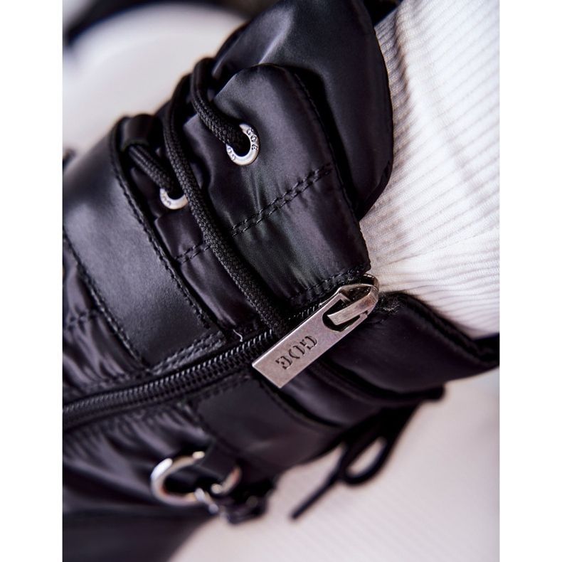 Damskie Botki Śniegowce Z Łańcuchem GOE KK2N4018 Czarne 2