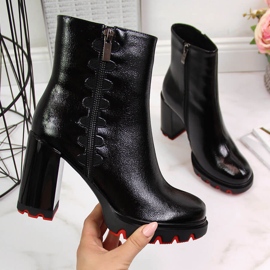 Botki damskie na słupku czarne Filippo 2