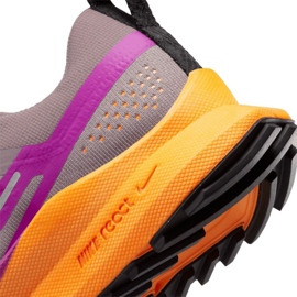 Buty Nike React Pegasus Trail 4 W DJ6159-500 fioletowe wielokolorowe 7