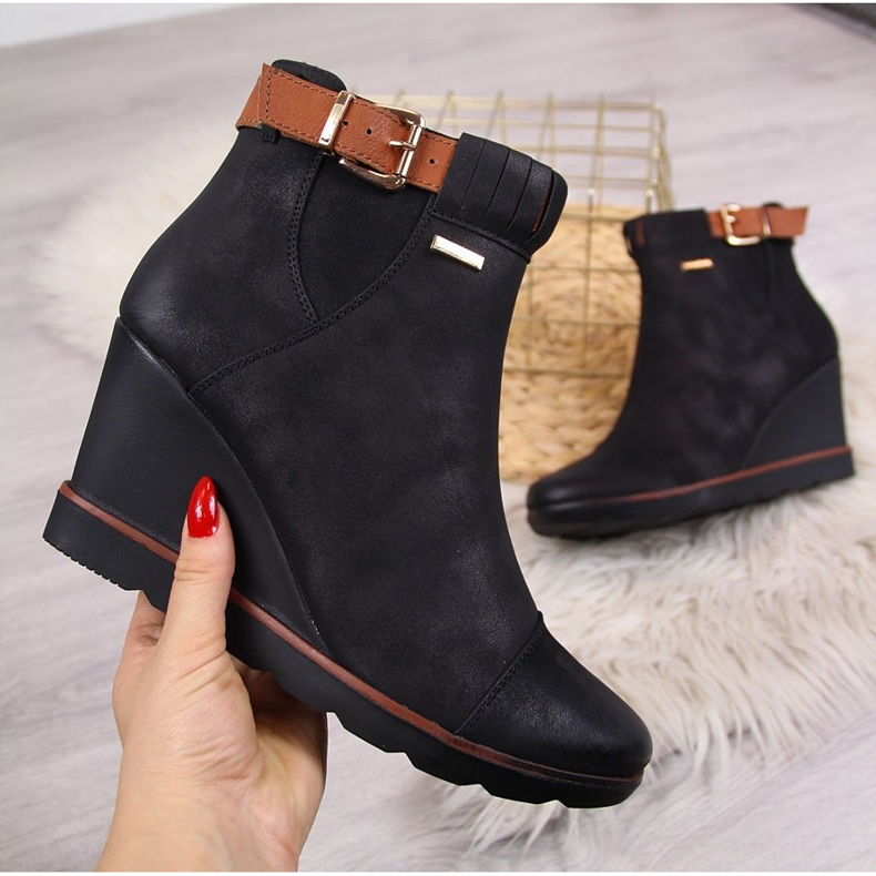 Sneakersy na koturnie ocieplane czarne Filippo 1