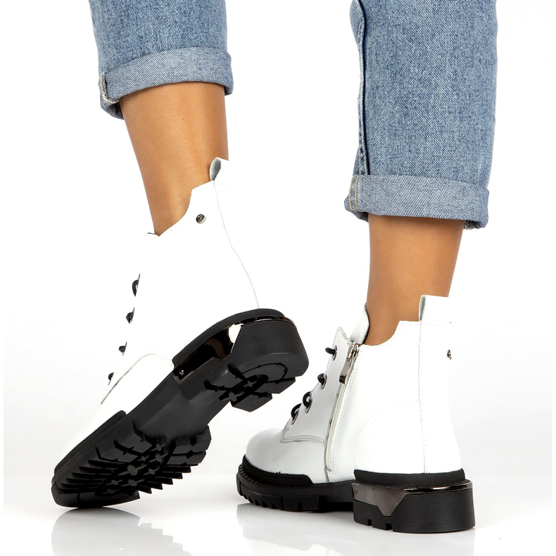 Botki Lakierowane Ocieplane Filippo DBT4173 Białe 5