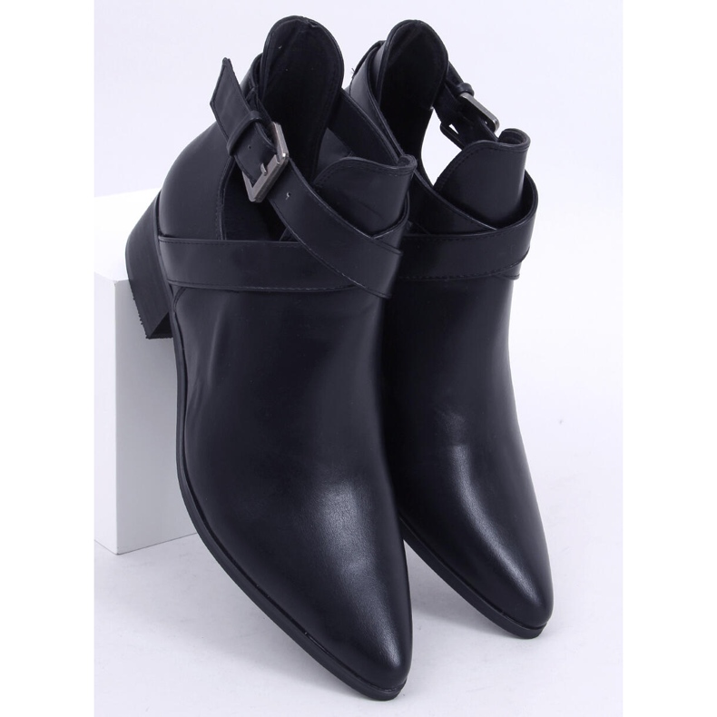 PA1 Botki cut out Hewitt Black czarne 2