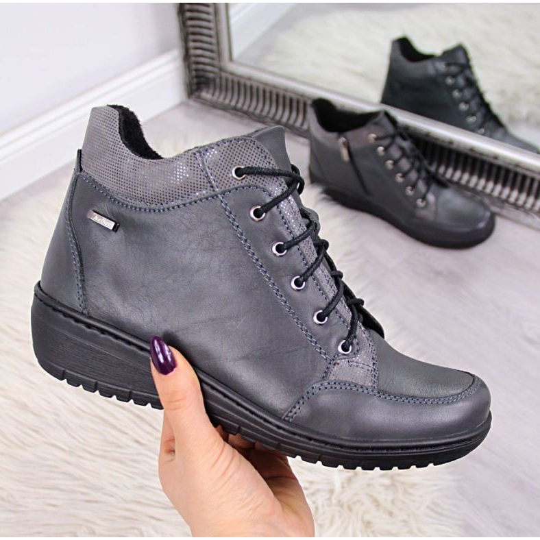 Botki skórzane ocieplane na koturnie Helios W H524A szare 1