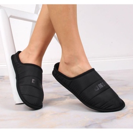 Kapcie ocieplane wsuwane Big Star INT1773B czarne 1