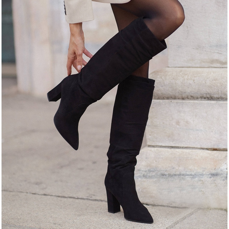 Marco Shoes Wysokie, marszczone kozaki czarne z naturalnego zamszu 1