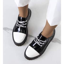 PA1 Czarne lakierowane półbuty Cardin białe 1