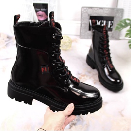 Lakierowane botki damskie ocieplane czarne Laura La.Fi 1