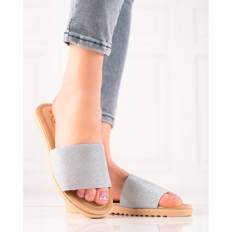 TRENDI Klapki z brokatem srebrny 1