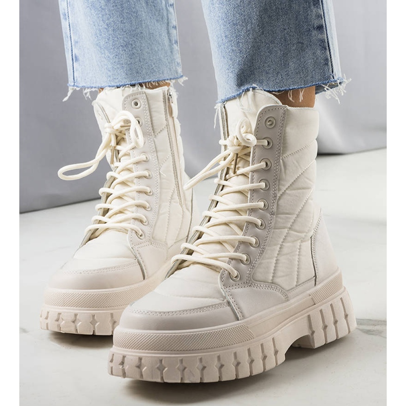 Beżowe ocieplane śniegowce Arinna beżowy 1